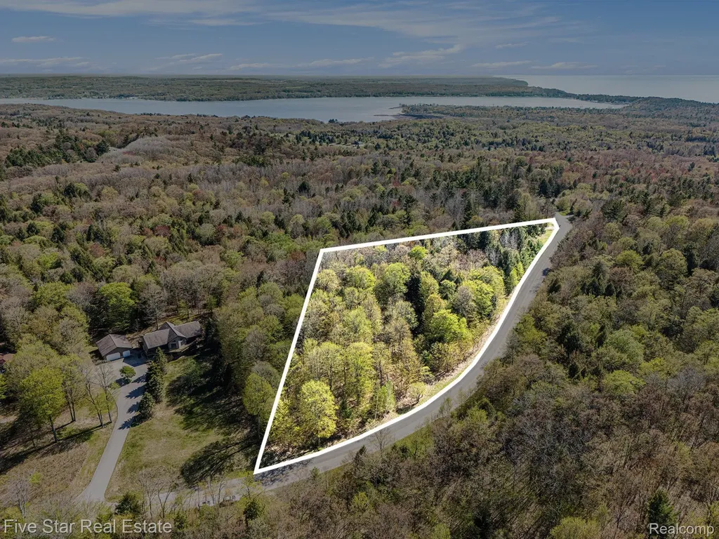 0000 Smith Road Onekama Township MI 49675