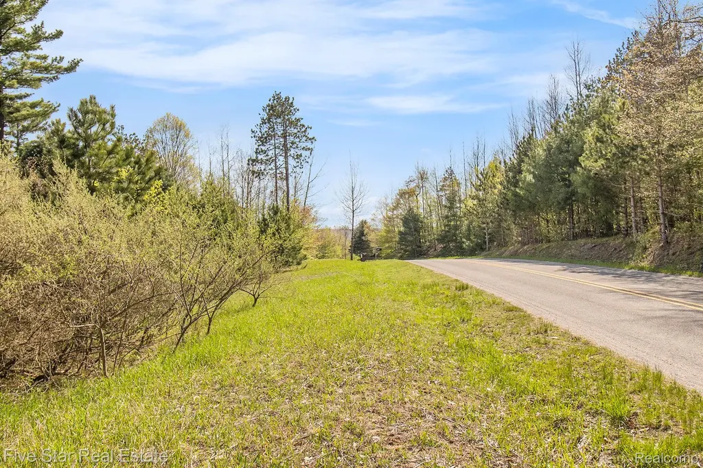 0000 Smith Road Onekama Township MI 49675