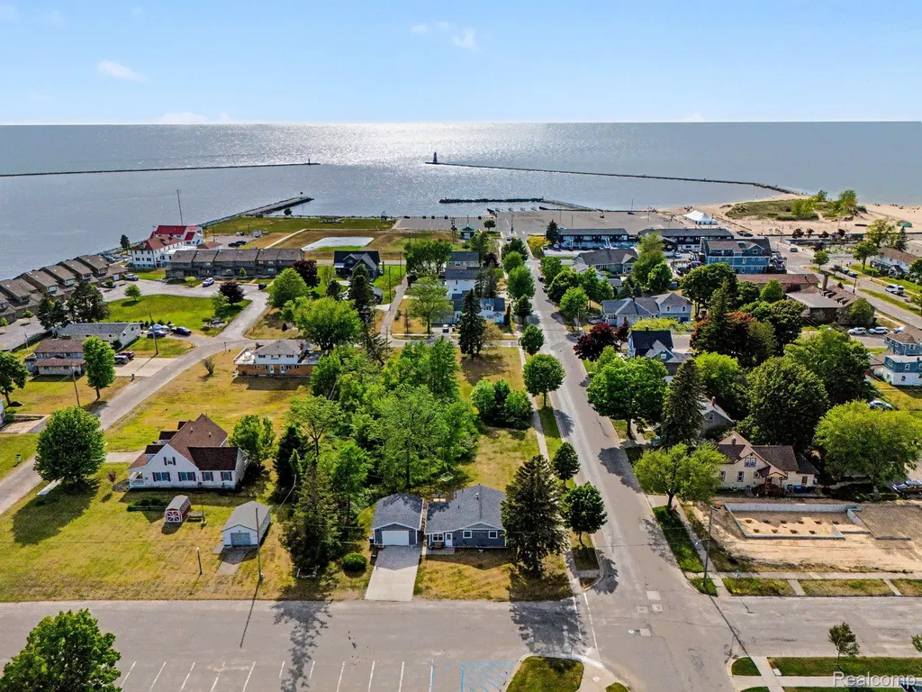 701 W Loomis Street Ludington City MI 49431