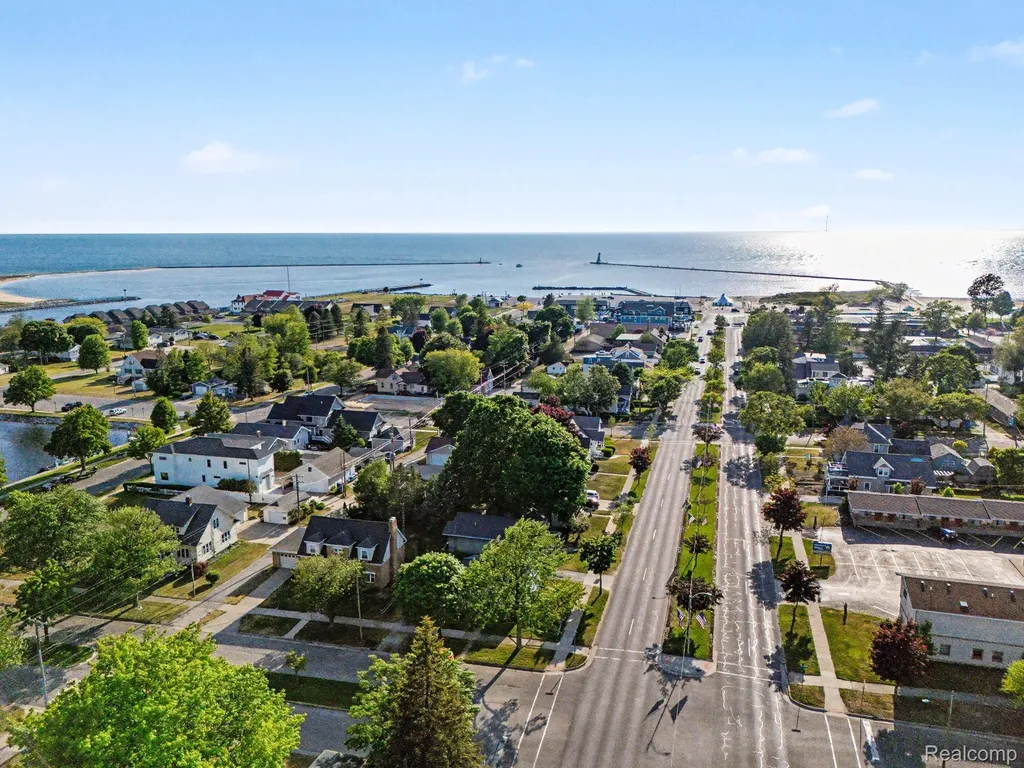 701 W Loomis Street Ludington City MI 49431