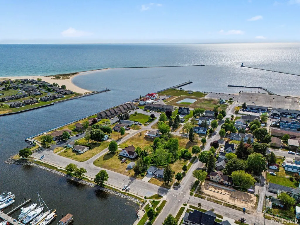 701 W Loomis Street Ludington City MI 49431
