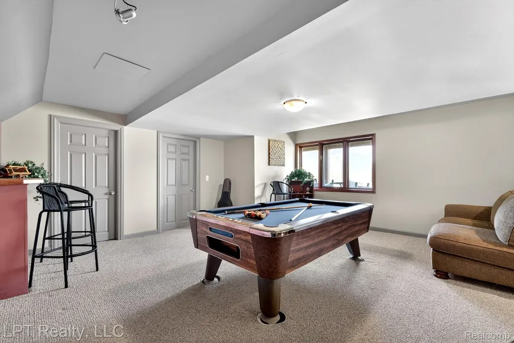 4108 Villager Drive Orion Charter Township MI 48359