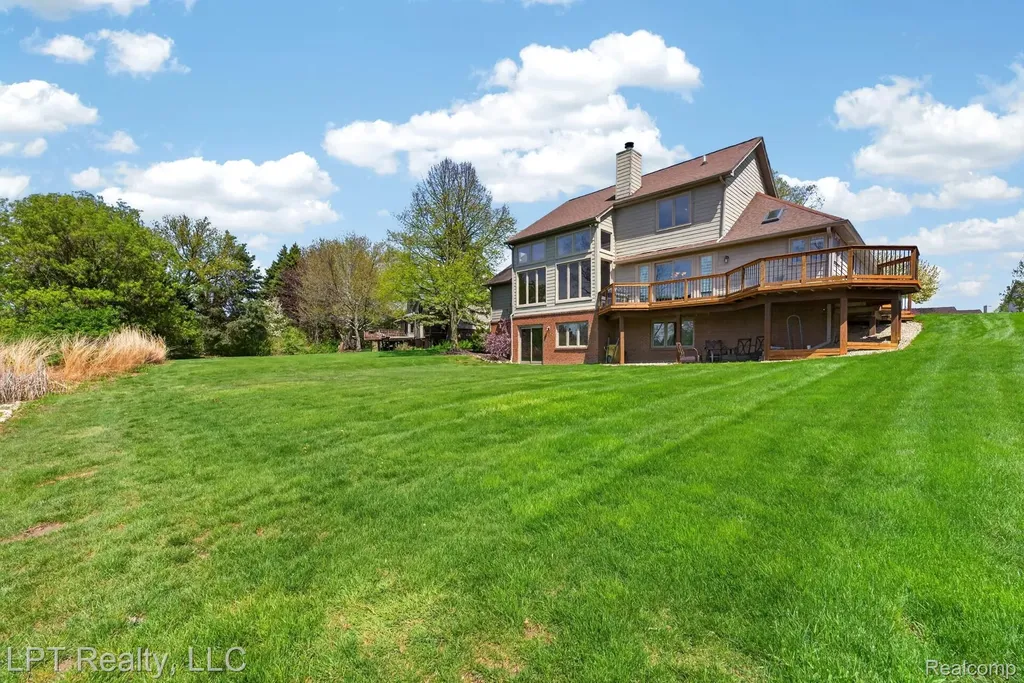 4108 Villager Drive Orion Charter Township MI 48359