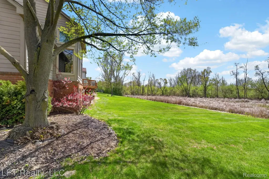 4108 Villager Drive Orion Charter Township MI 48359