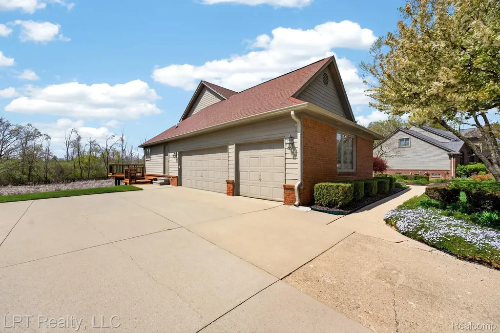 4108 Villager Drive Orion Charter Township MI 48359