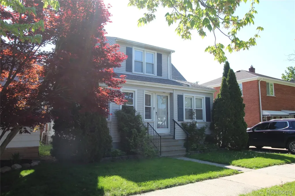 3537 16th Street Wyandotte City MI 48192