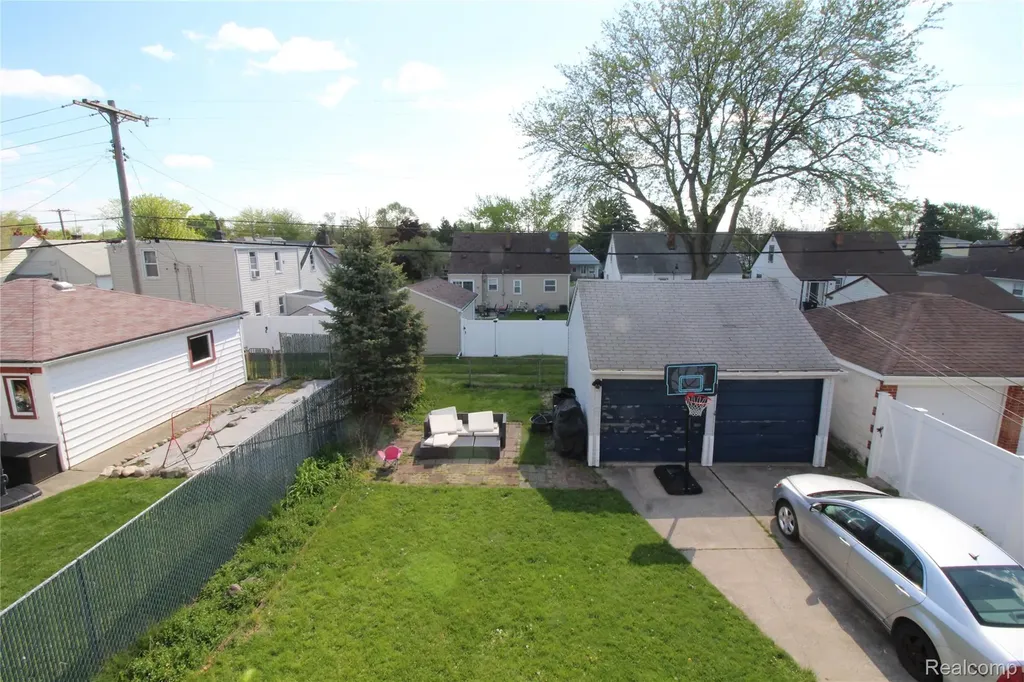 3537 16th Street Wyandotte City MI 48192