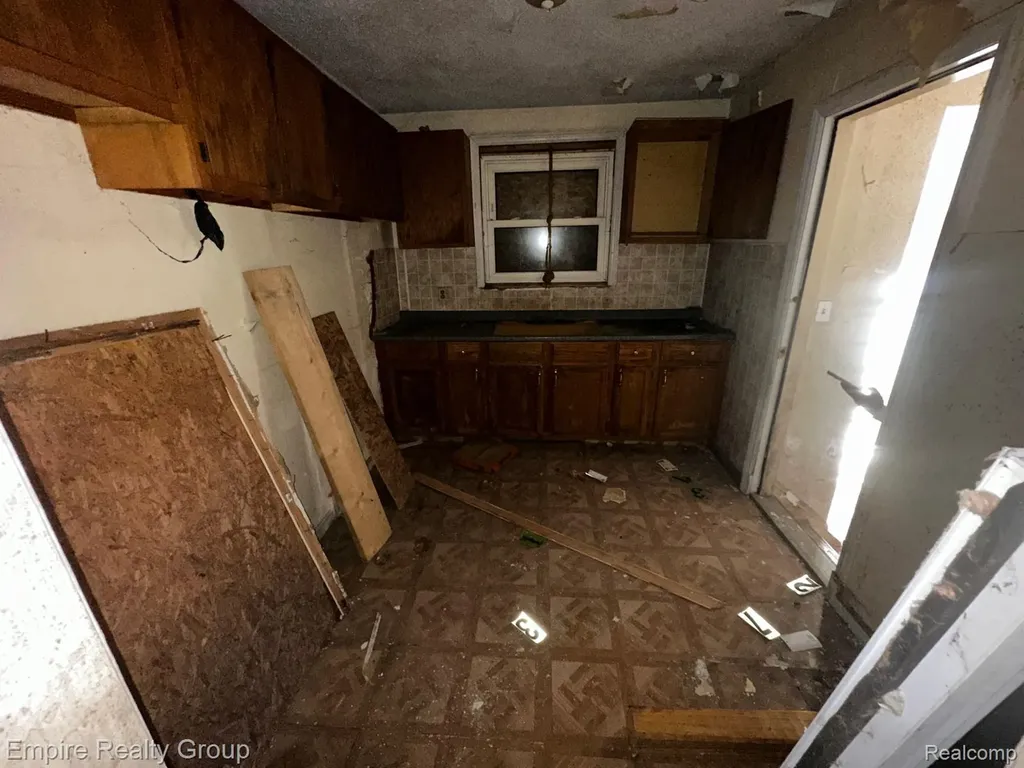 13723 Castleton Street Detroit City MI 48227