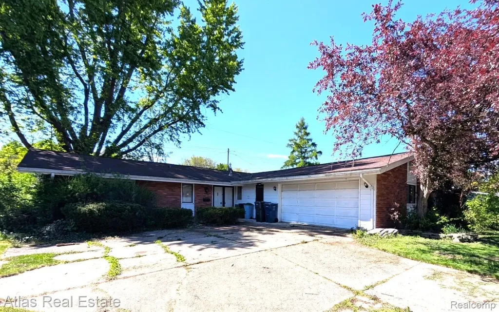 1821 Rockcreek Lane Flint City MI 48507