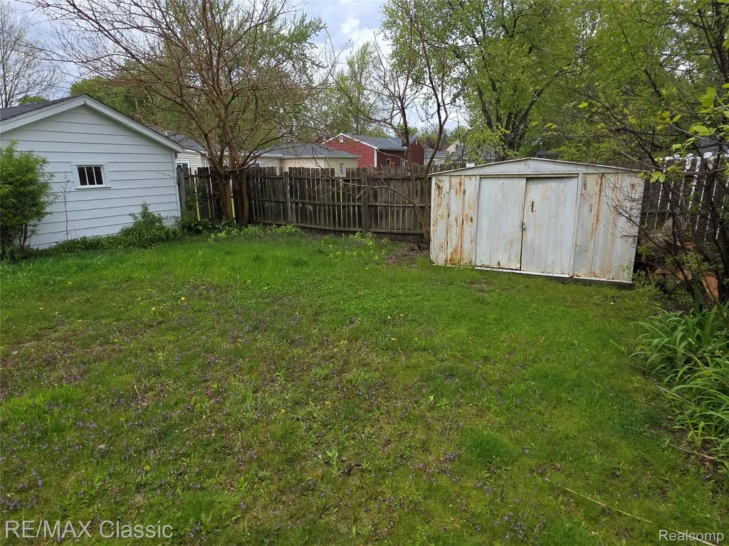 726 Oda Street Davison City MI 48423