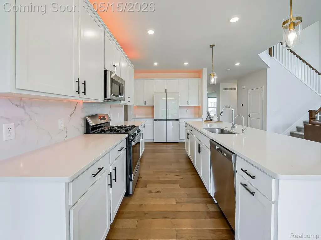 2716 Maize Loop Saline Township MI 48176
