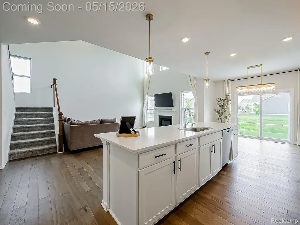 2716 Maize Loop Saline Township MI 48176