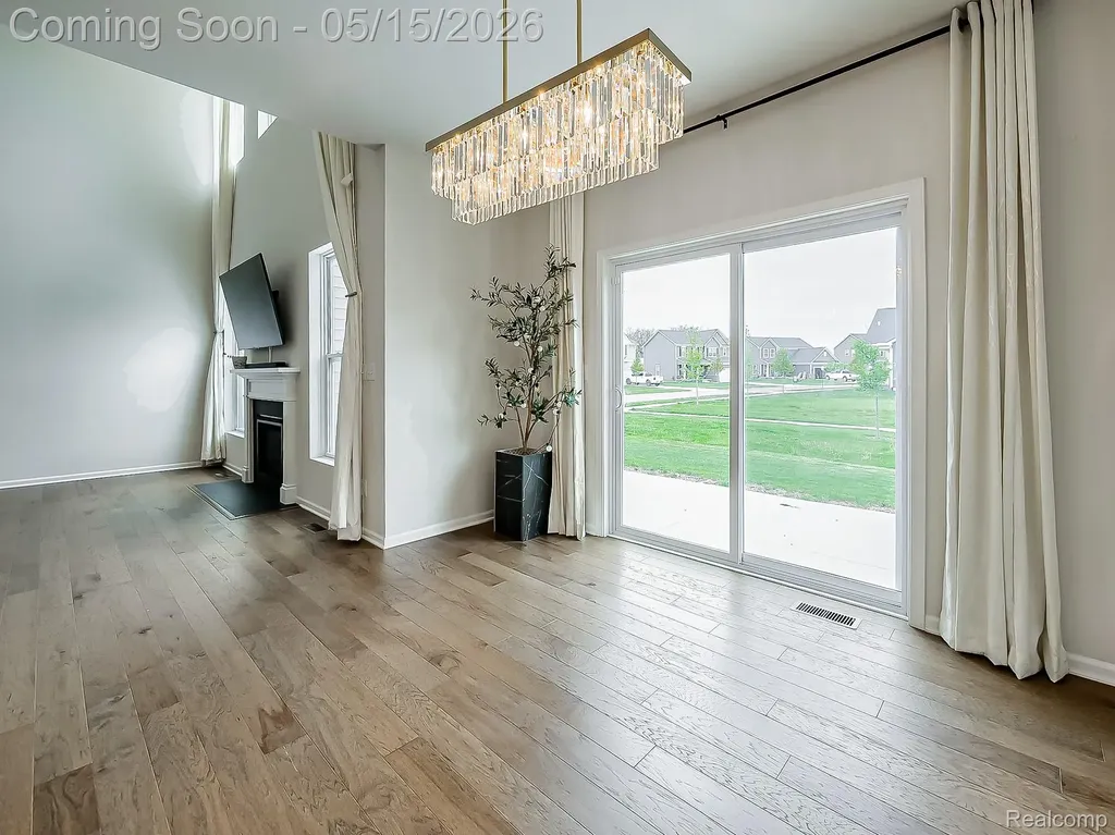 2716 Maize Loop Saline Township MI 48176