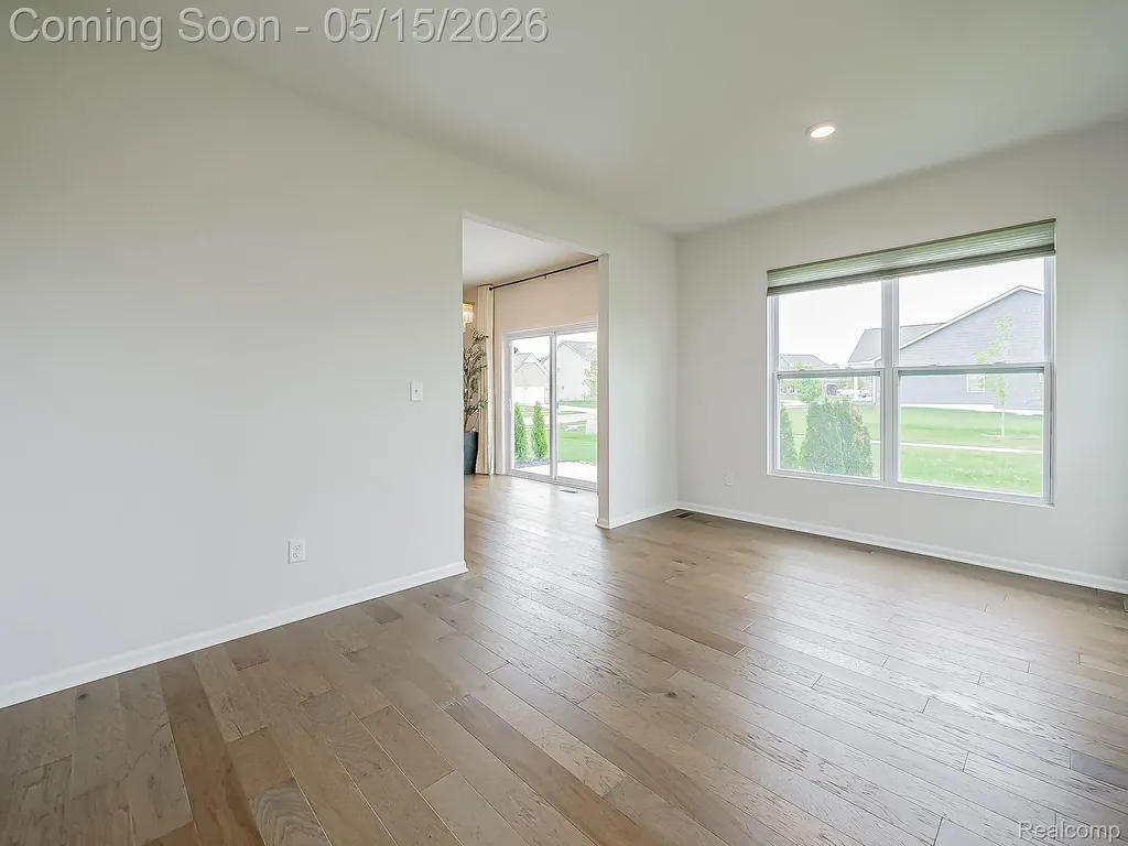 2716 Maize Loop Saline Township MI 48176