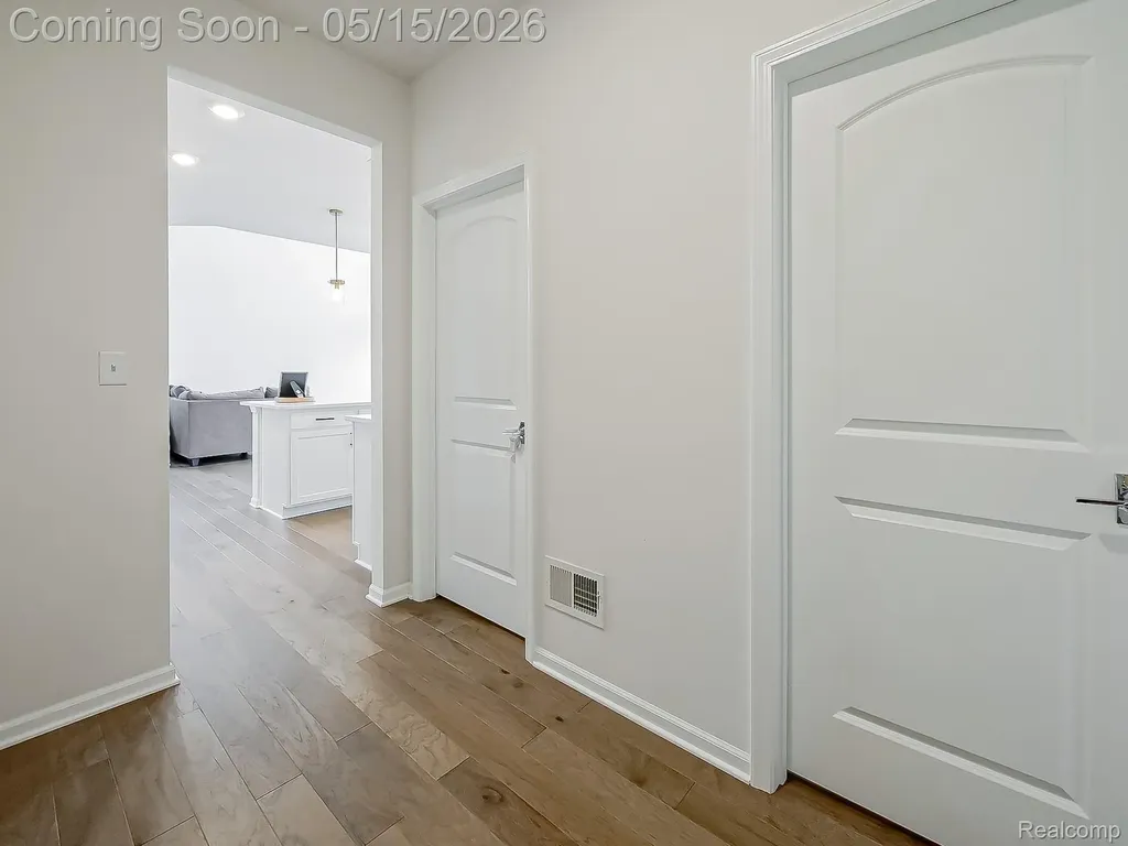 2716 Maize Loop Saline Township MI 48176