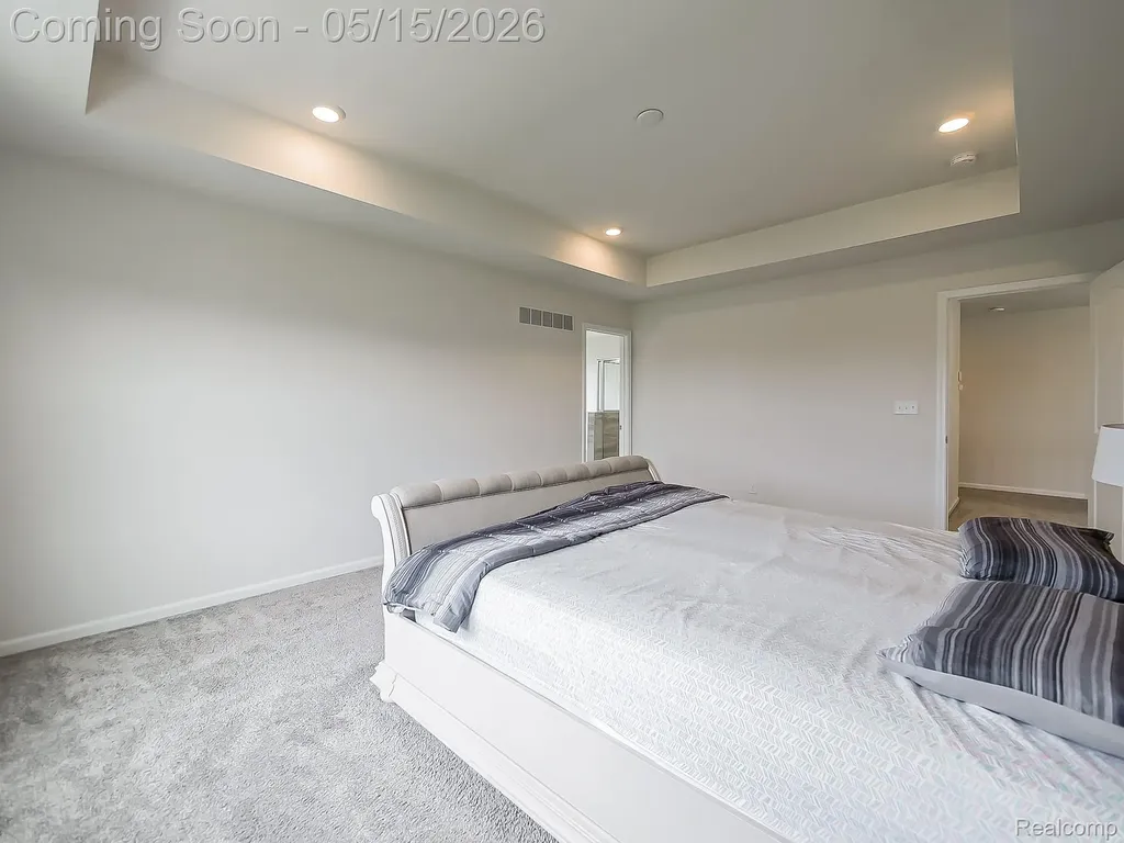2716 Maize Loop Saline Township MI 48176