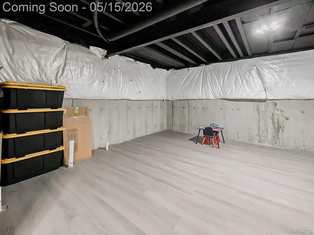 2716 Maize Loop Saline Township MI 48176