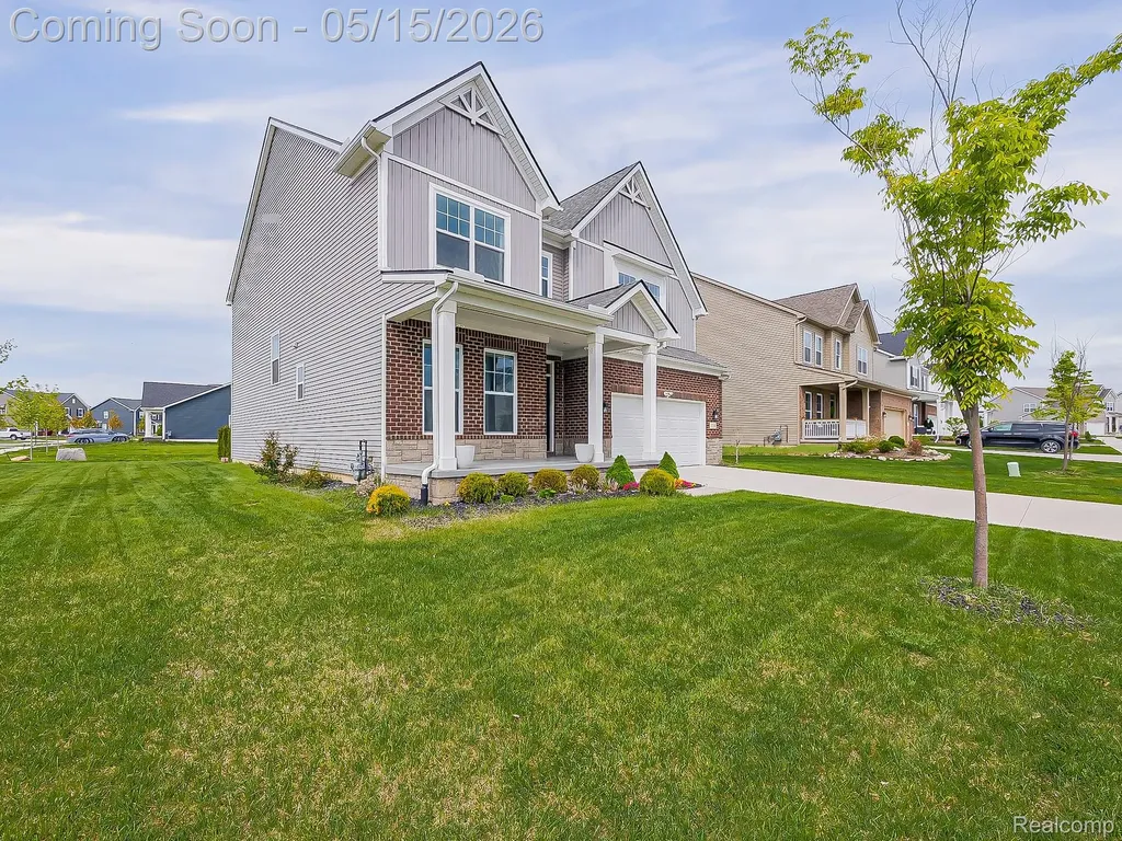 2716 Maize Loop Saline Township MI 48176