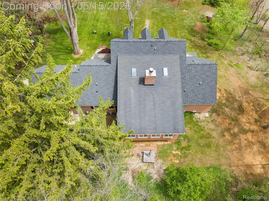 1101 Cripple Creek Lane Rochester Hills City MI 48306