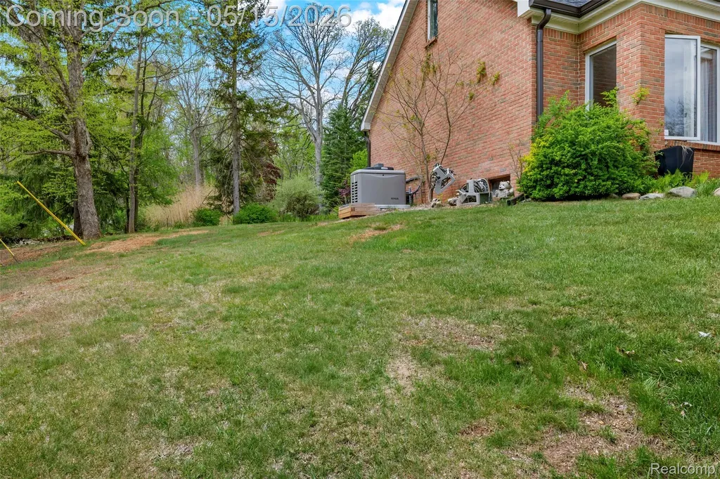 1101 Cripple Creek Lane Rochester Hills City MI 48306