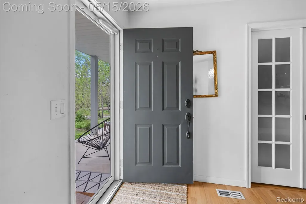 1101 Cripple Creek Lane Rochester Hills City MI 48306
