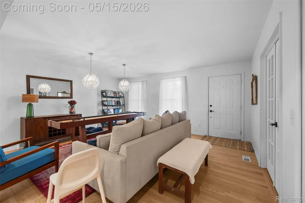 1101 Cripple Creek Lane Rochester Hills City MI 48306