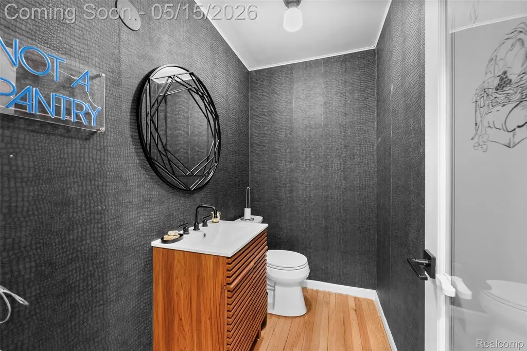 1101 Cripple Creek Lane Rochester Hills City MI 48306