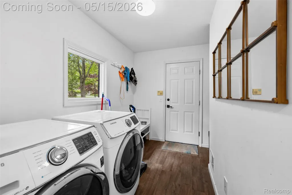 1101 Cripple Creek Lane Rochester Hills City MI 48306