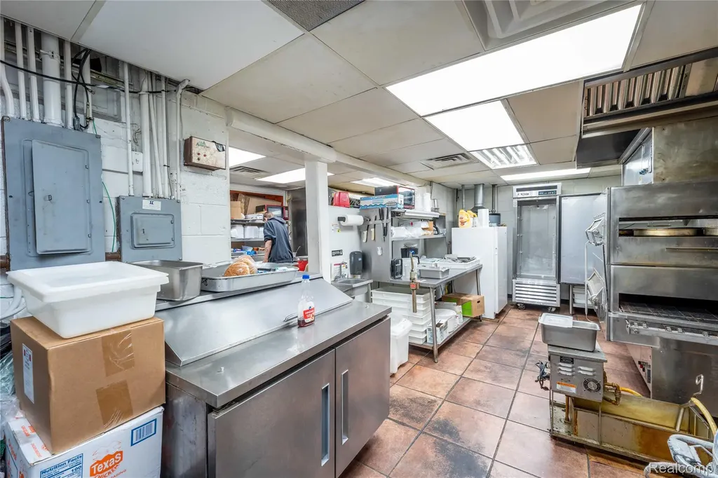 3964 W Jefferson Avenue Ecorse City MI 48229