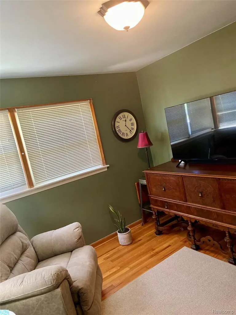 17812 Quarry Road Riverview City MI 48193