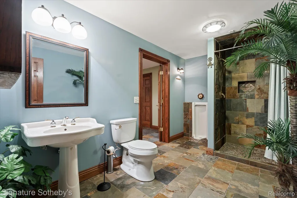 6831 Price Lake Road N Leoni Township MI 49201