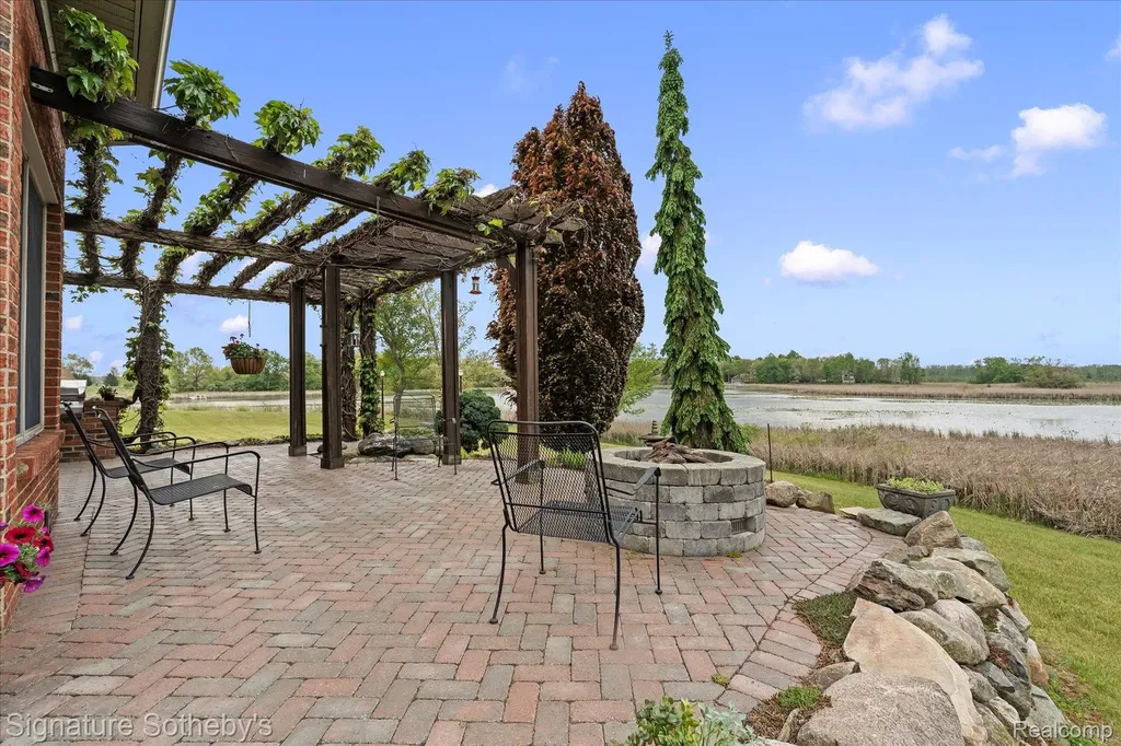 6831 Price Lake Road N Leoni Township MI 49201