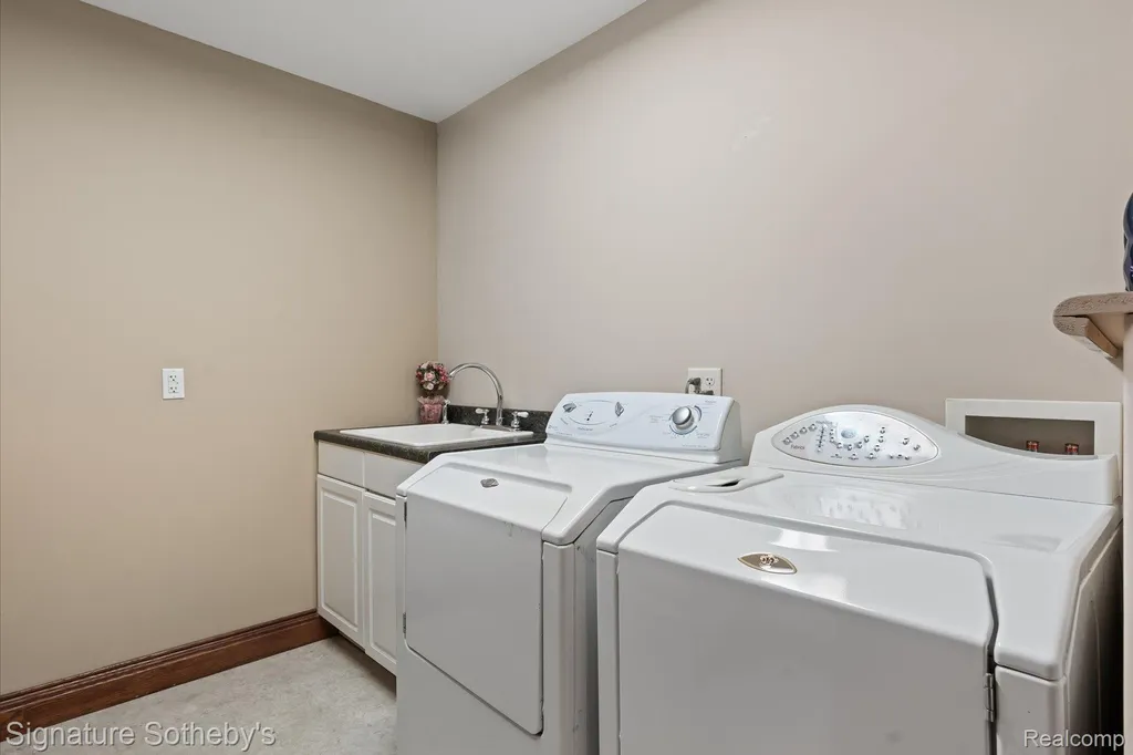 6831 Price Lake Road N Leoni Township MI 49201