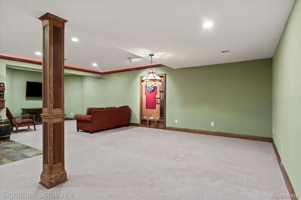 6831 Price Lake Road N Leoni Township MI 49201