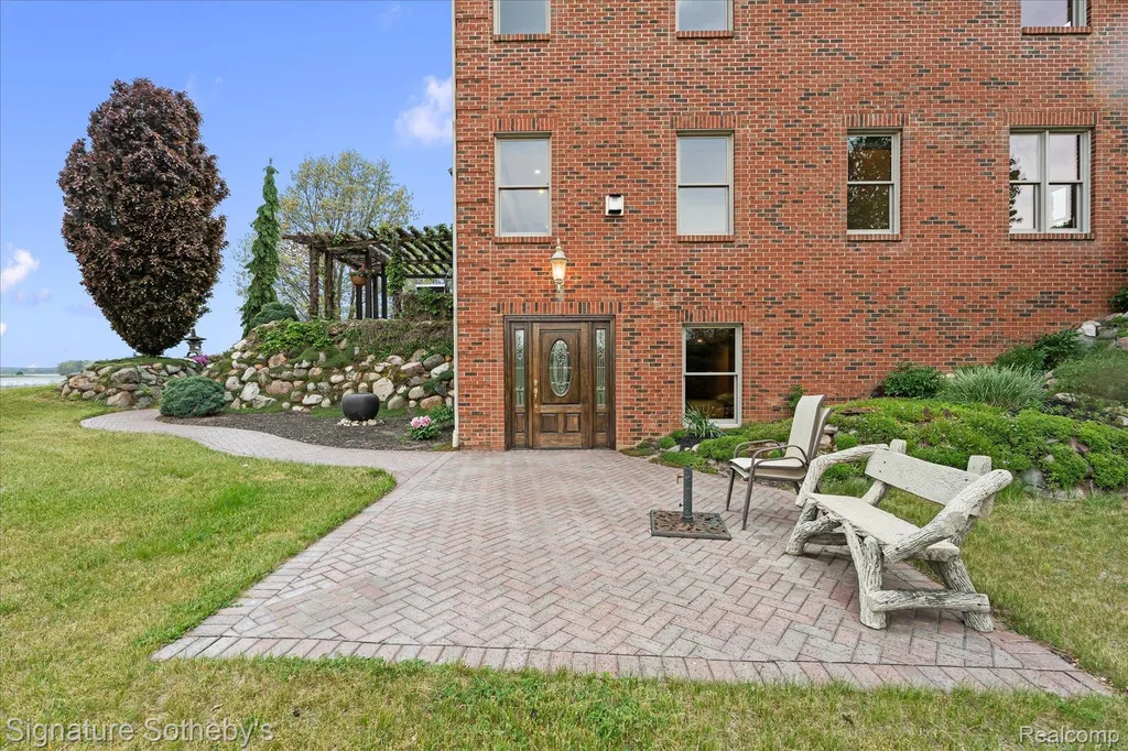 6831 Price Lake Road N Leoni Township MI 49201