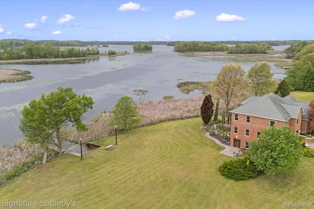 6831 Price Lake Road N Leoni Township MI 49201