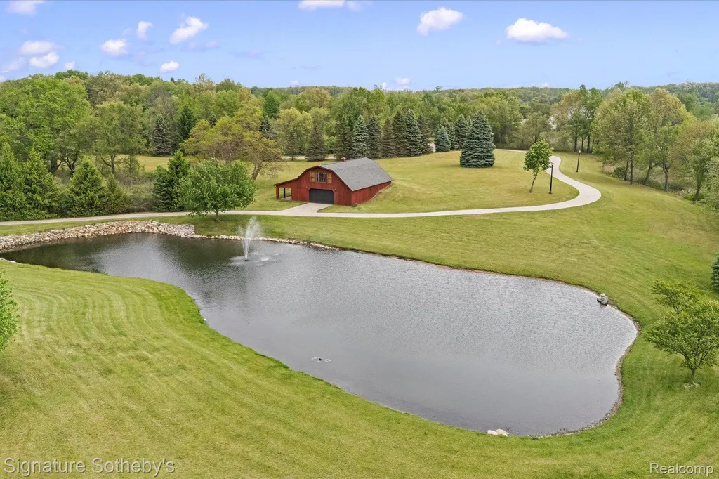 6831 Price Lake Road N Leoni Township MI 49201