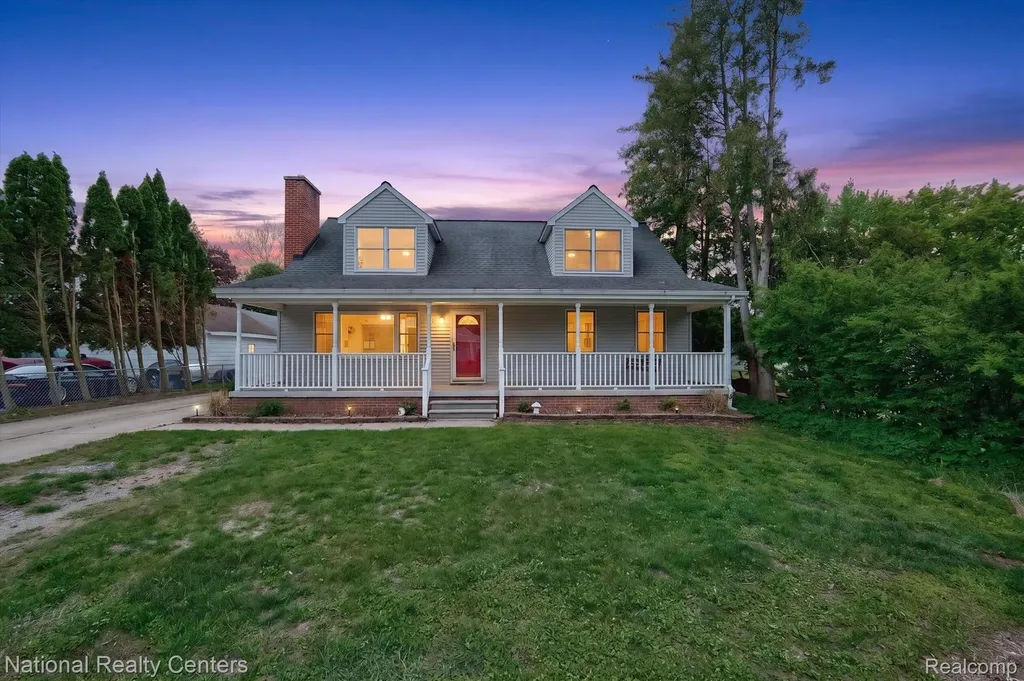 14647 Garland Avenue Plymouth Charter Township MI 48170