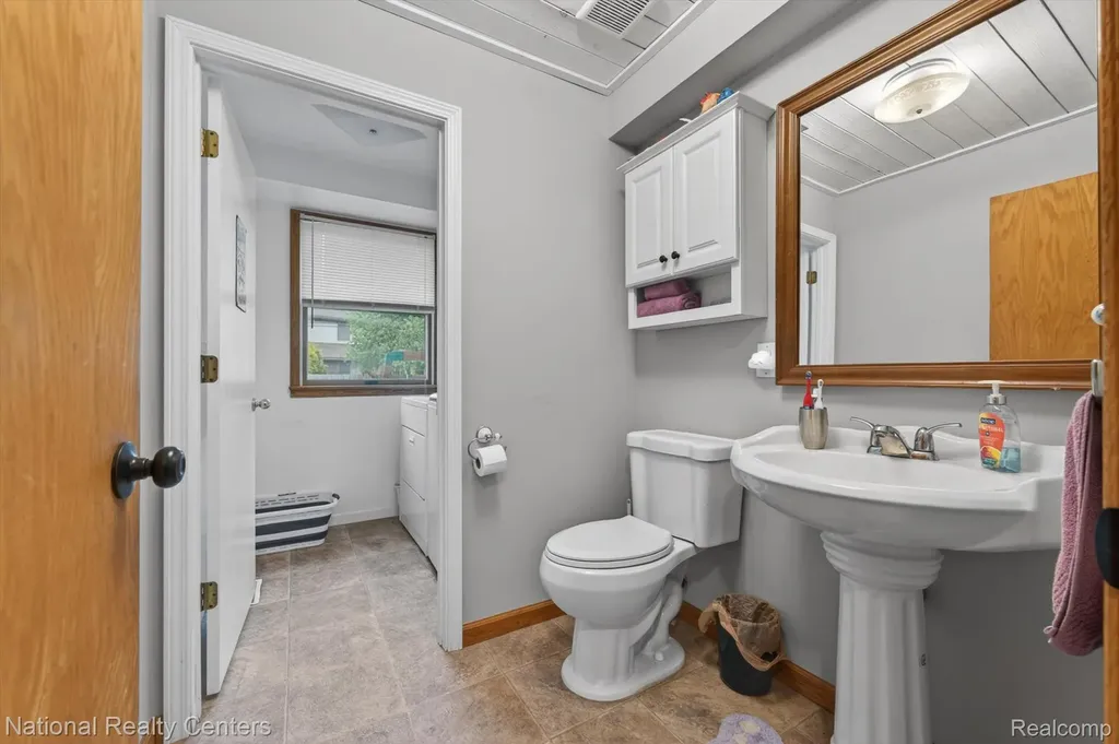 14647 Garland Avenue Plymouth Charter Township MI 48170