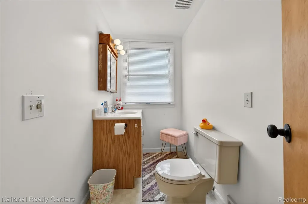 14647 Garland Avenue Plymouth Charter Township MI 48170