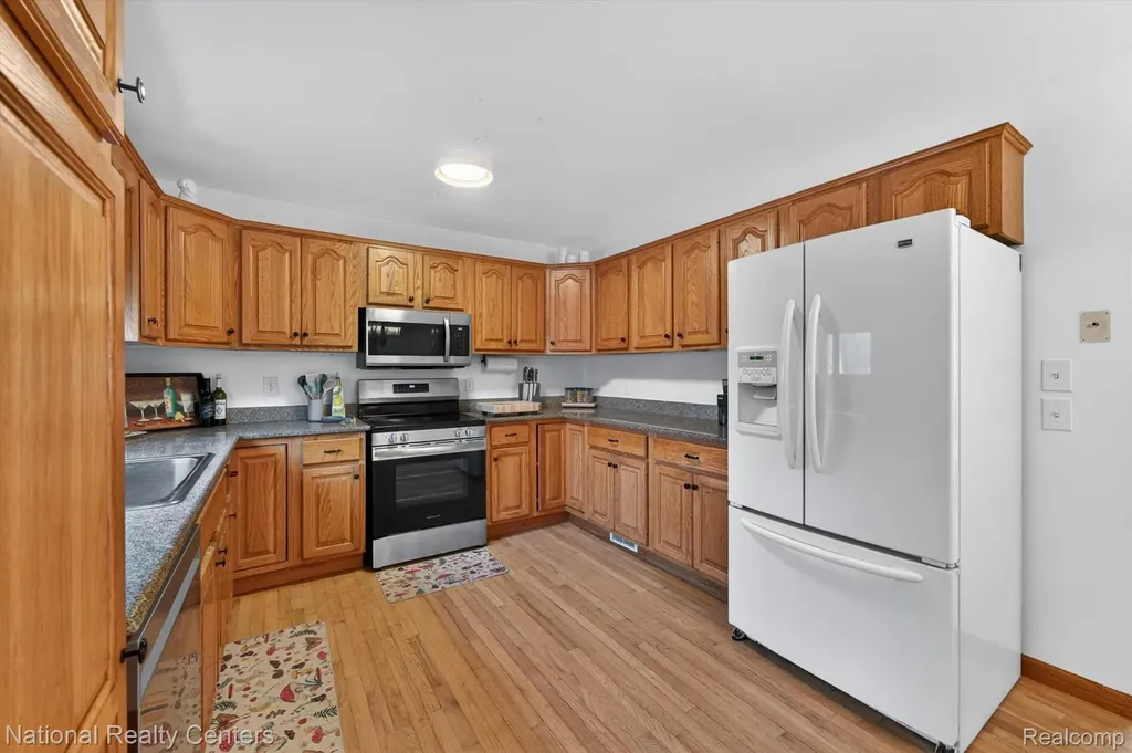 14647 Garland Avenue Plymouth Charter Township MI 48170