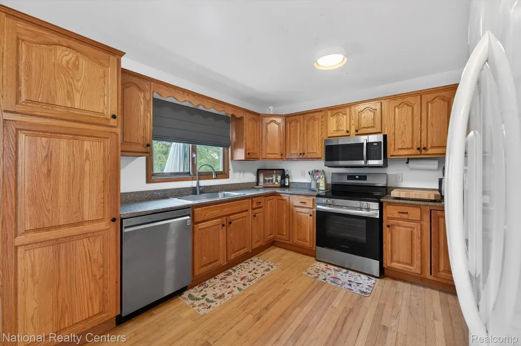 14647 Garland Avenue Plymouth Charter Township MI 48170