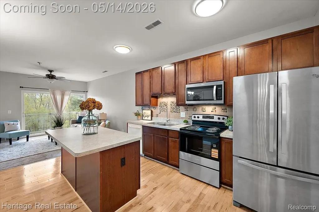 3108 Paradise Trail Oxford Charter Township MI 48371