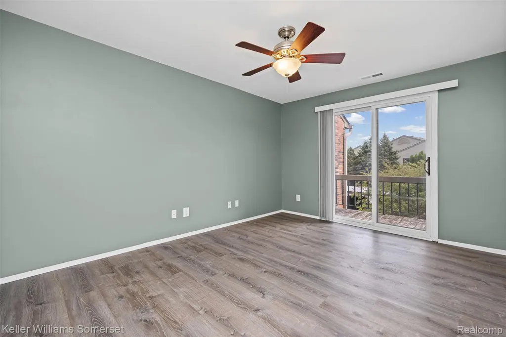 20745 Indian Creek Drive Farmington Hills City MI 48335
