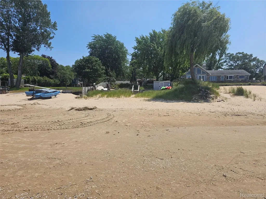 4682 Port Austin Road Lake Township MI 48725