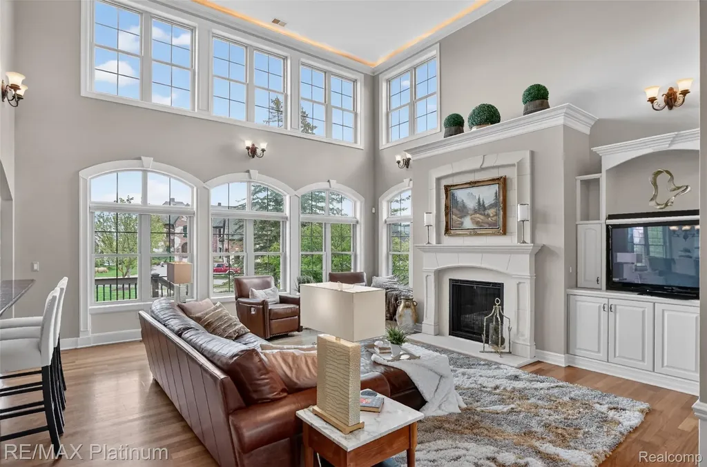 10709 Stoney Point Drive Green Oak Township MI 48178