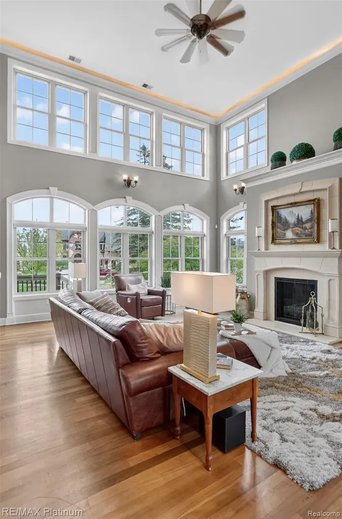 10709 Stoney Point Drive Green Oak Township MI 48178