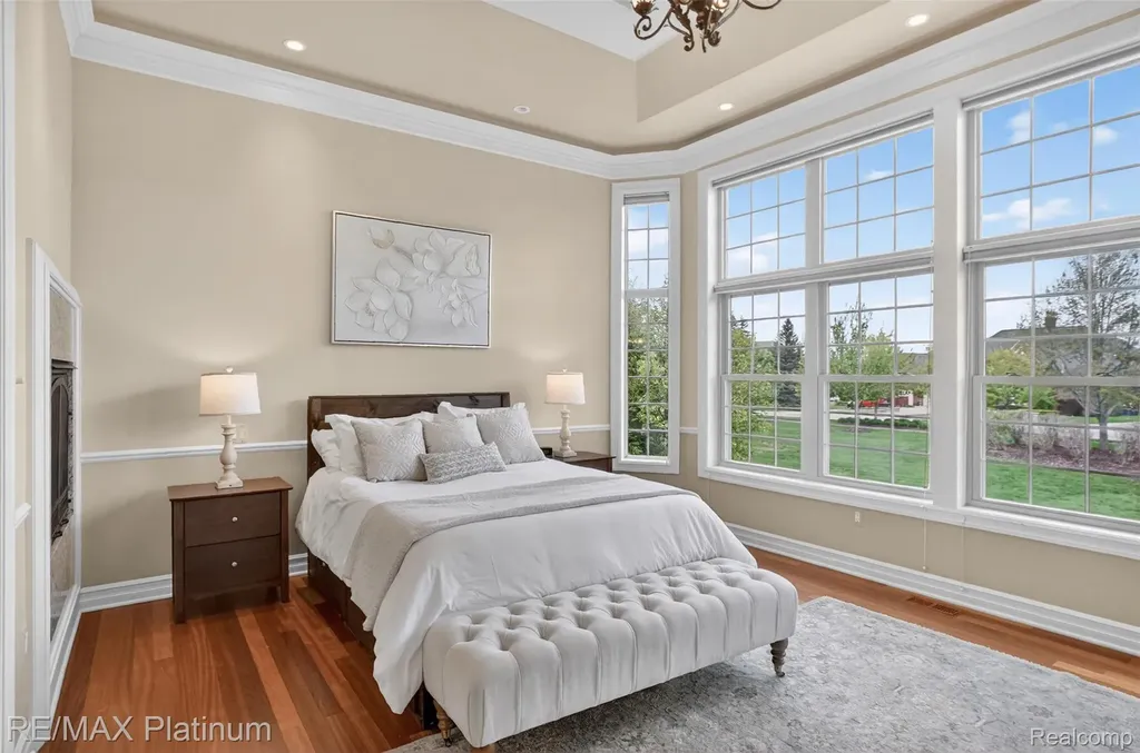 10709 Stoney Point Drive Green Oak Township MI 48178