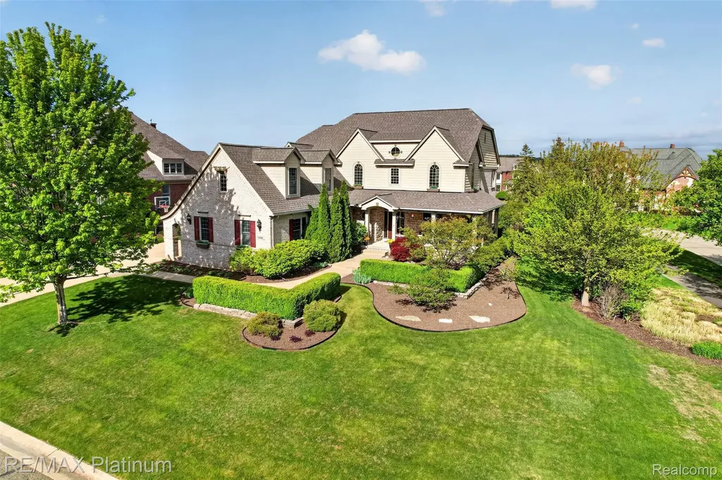 10709 Stoney Point Drive Green Oak Township MI 48178
