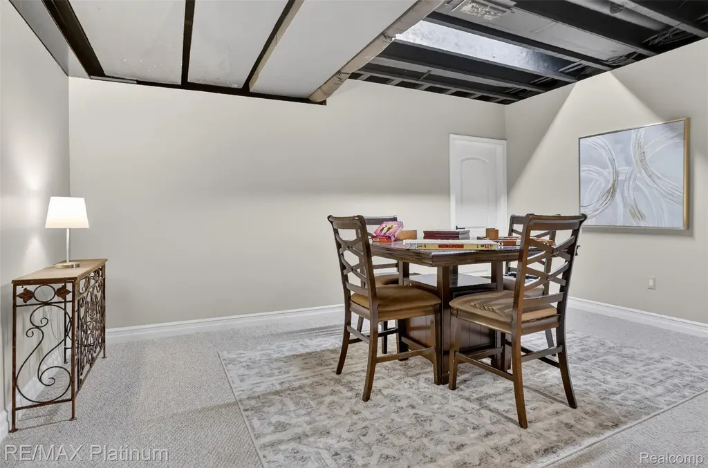 10709 Stoney Point Drive Green Oak Township MI 48178